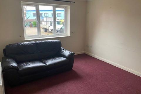 1 bedroom flat for sale, Cameron Square, Mitcham, Surrey, CR4 3SH