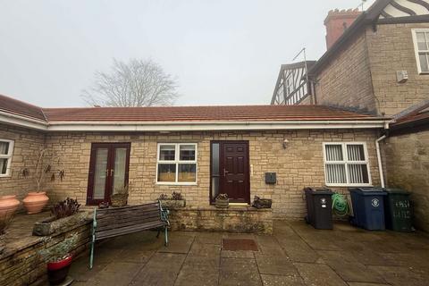 1 bedroom terraced bungalow to rent, Hall Lane, Wigan WN6