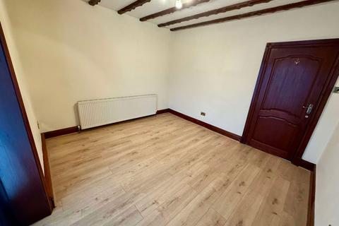 1 bedroom terraced bungalow to rent, Hall Lane, Wigan WN6