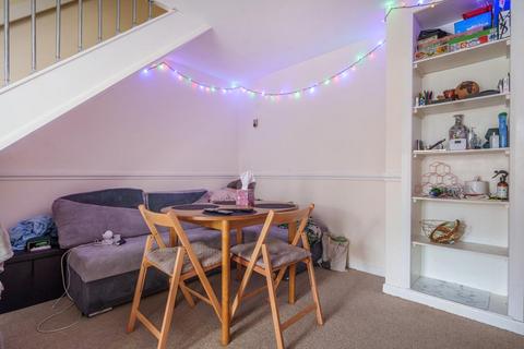 2 bedroom terraced house for sale, Banbury,  Oxfordshire,  OX16