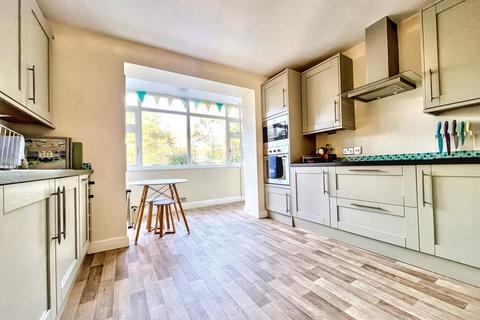 2 bedroom flat for sale, Branksome Park