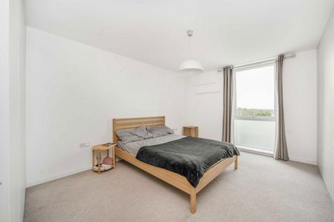 1 bedroom flat for sale, Bollo Bridge Road, London W3