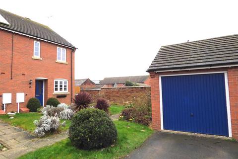 2 bedroom end of terrace house to rent, Railway Crescent, Shipston-on-Stour