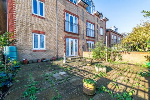 2 bedroom flat for sale, Lennox Road, Gravesend, Kent, DA11