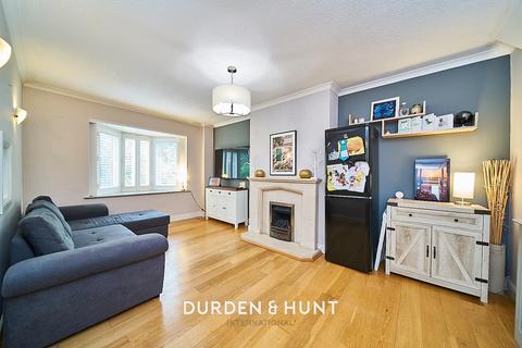 48 Barncroft Close, Loughton, IG10 3EU
