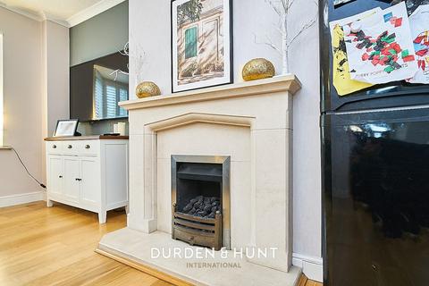 48 Barncroft Close, Loughton, IG10 3EU