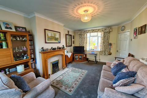 3 bedroom semi-detached house for sale, Causeway Crescent, Totton SO40