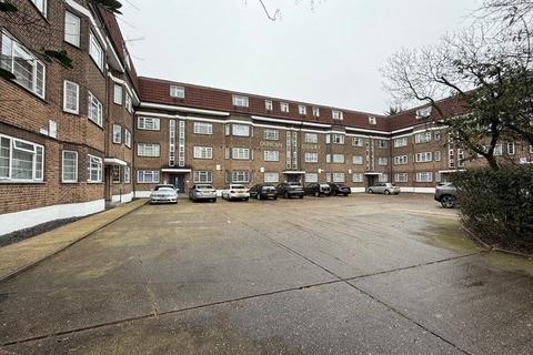 2 bedroom flat to rent, Duncan Court, Winchmore Hill