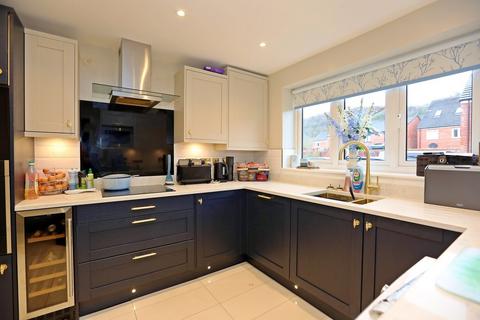 4 bedroom townhouse for sale, Ymyl Yr Afon, Pontypridd CF37