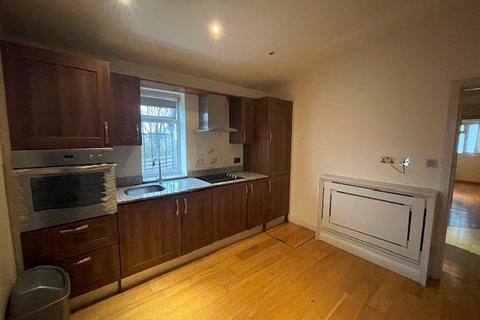 2 bedroom apartment to rent, Monkfrith Way, Southgate, London, N14