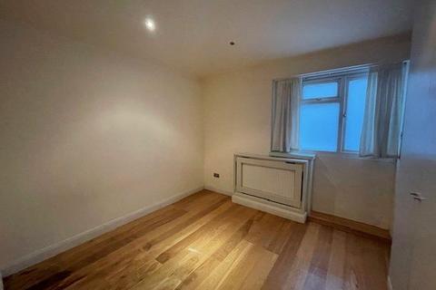 2 bedroom apartment to rent, Monkfrith Way, Southgate, London, N14