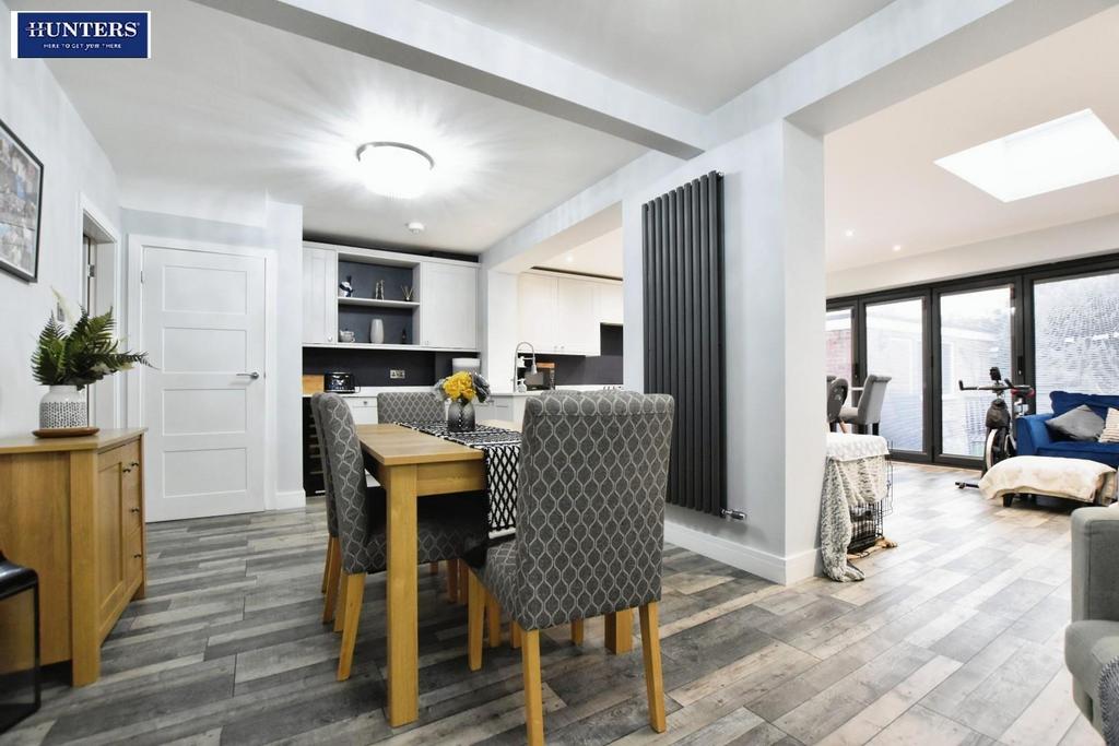 Kitchen diner