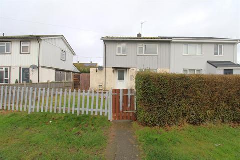 3 bedroom semi-detached house to rent, Welland Vale Road, Corby NN17