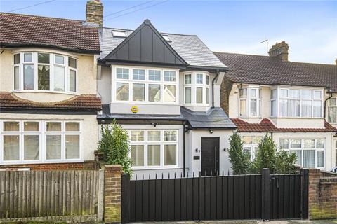 32 Bohun Grove, Barnet, EN4 8UA