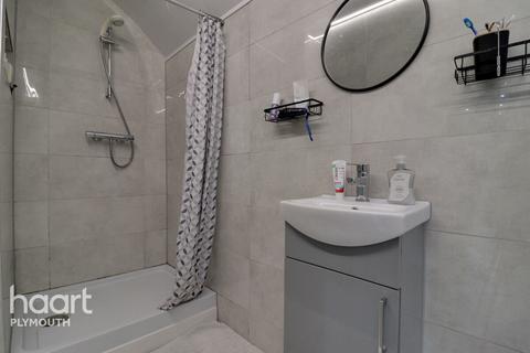 2 bedroom flat to rent, Citadel Road, Plymouth