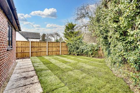 2 bedroom detached bungalow for sale, The Avenue, Cambridgeshire CB25