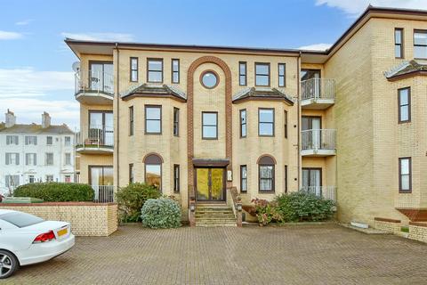 2 bedroom ground floor flat for sale, South Road, Hythe, Kent