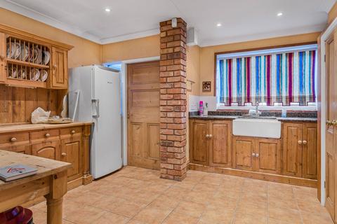 14 Driffold, Sutton Coldfield, B73 6HE