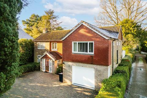 4 bedroom detached house for sale, Oathall Road, Haywards Heath