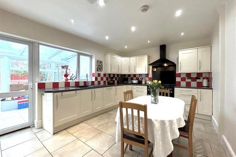 6 bedroom semi-detached house for sale, Warley Croft, Oldbury, West Midlands