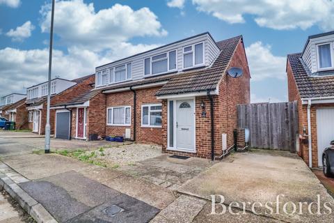 3 bedroom semi-detached house for sale, Boscawen Gardens, Braintree, CM7