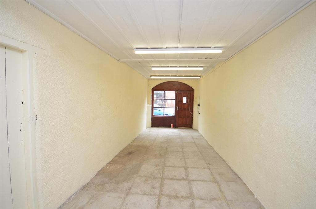 Retail/Storage Space