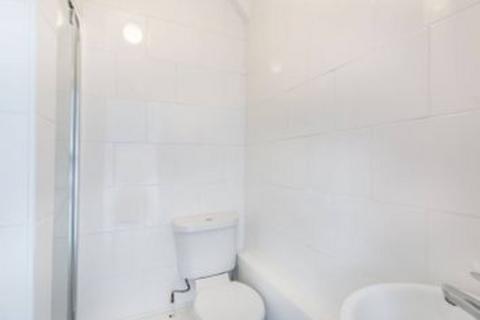 1356c Greenford Road, Greenford, UB6 0HL