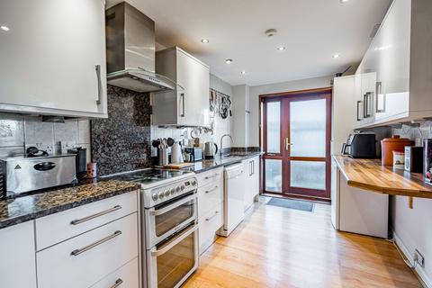 10 Coxburn Brae, Bridge Of Allan, Stirling, FK9 4PS