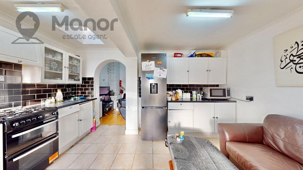 350-Strone-Road-01102025 221346