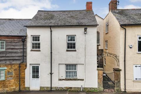 Townhouse for sale, High Street, Fenny Compton