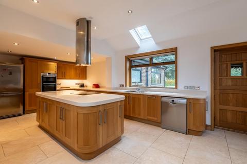 5 bedroom detached house for sale, High Lane, Ridgeway