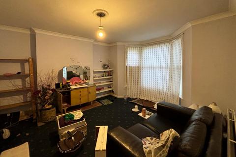 1 bedroom flat for sale, Lower Ground Floor Flat, 301 Shirland Road, Maida Vale, London, W9 3JL