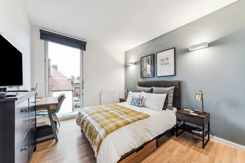 1 bedroom flat for sale, Mountearl Gardens, London SW16