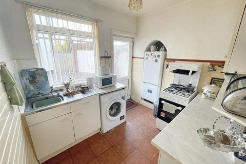 2 bedroom flat for sale, Kentmere Avenue, Newcastle Upon Tyne NE6