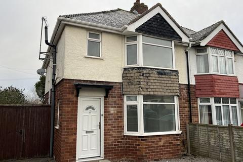 3 bedroom semi-detached house to rent, Court Road, Brockworth, Gloucester,