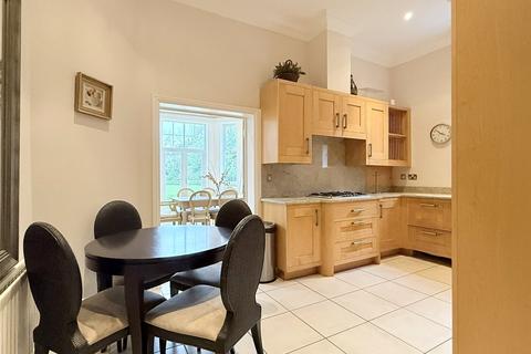 3 bedroom apartment to rent, Beech Hill, Hadley Wood, Hertfordshire, EN4