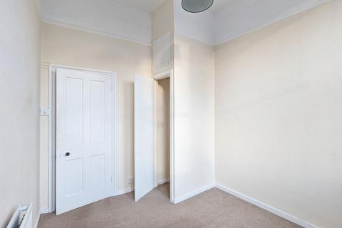 3 bedroom flat for sale, 238 High Street, Beckenham, Kent, BR3 1EN