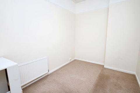 3 bedroom flat for sale, 238 High Street, Beckenham, Kent, BR3 1EN