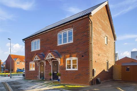 2 bedroom semi-detached house for sale, White Mill Drive, Pocklington, York