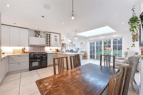 3 bedroom end of terrace house for sale, Woodlands Lane, Chichester, West Sussex, PO19