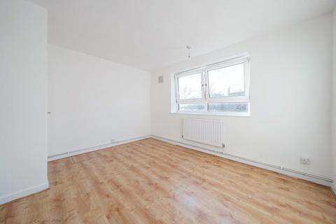 2 bedroom apartment for sale, Knights Hill, London