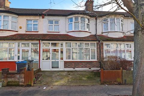 3 bedroom terraced house for sale, Kingswood Avenue, Thornton Heath