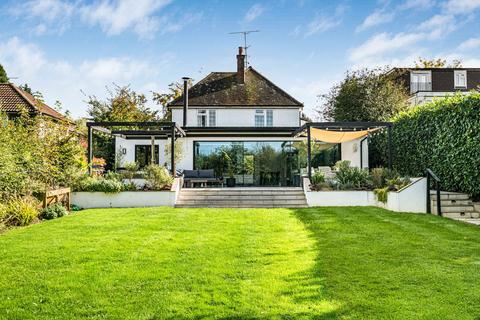 76 Worthing Road, Horsham, RH12 1TD