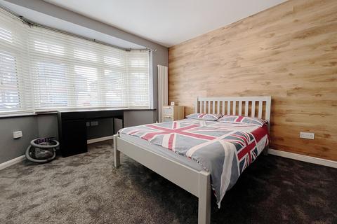 1 bedroom flat to rent, Browning Way, Hounslow, TW5