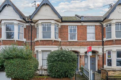 2 bedroom flat for sale, Ravensbury Road, Earlsfield