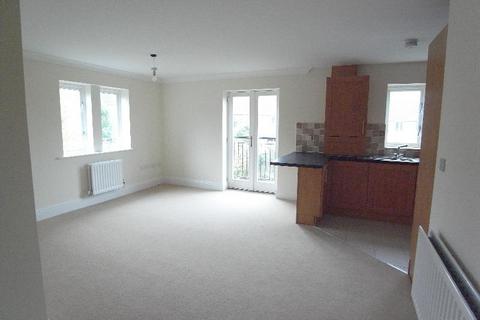 3 bedroom flat to rent, Chancel Square, Meanwood, Leeds, LS6