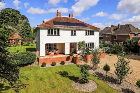 4 bedroom detached house to rent, Bereweeke Road, Winchester, Hampshire, SO22