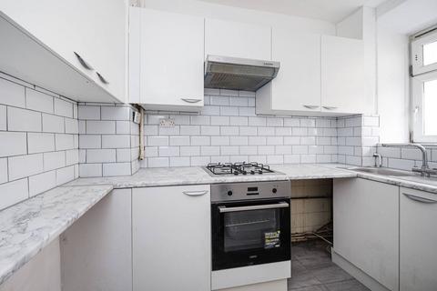 3 bedroom flat for sale, Homerton Road, Hackney, London, E9