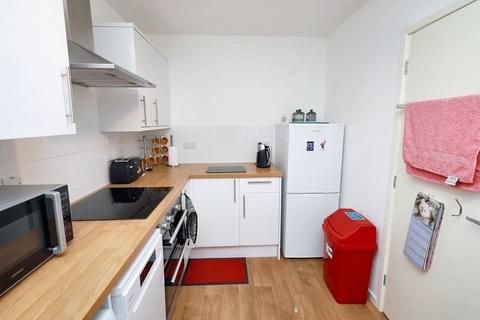 2 bedroom flat for sale, 12 Black Horse Parade, High Road, Eastcote, Pinner, Middlesex, HA5 2EN