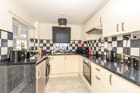 2 bedroom terraced house for sale, Wern Crescent, Mochdre, Colwyn Bay, Conwy, LL28